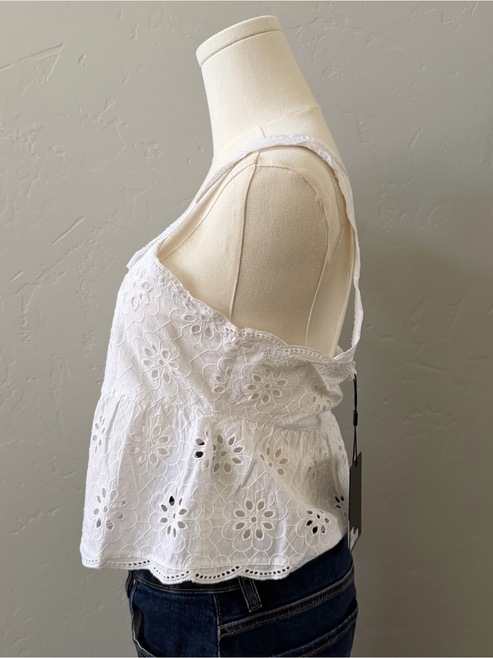 The Kooples White Floral Eyelet Embroidered Babydoll Peplum Top Size FR 2 US M - Picture 3 of 9